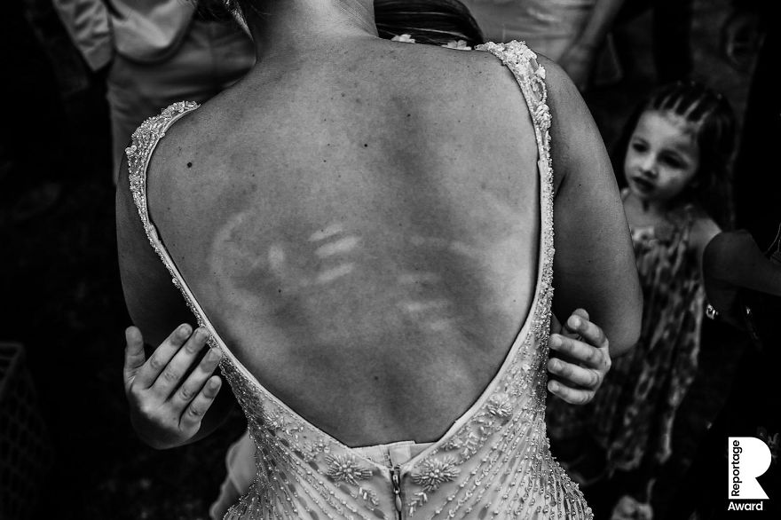 Here Are 22 Of The Best Unstaged Wedding Photographs Photographers Submitted For Our Contest