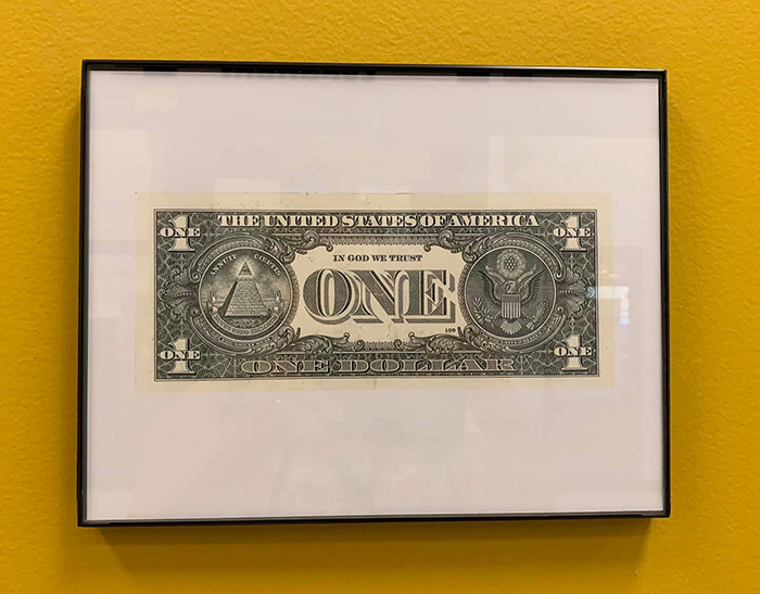 Kentucky School District Finds A Brilliant Loophole For The “In God We Trust” Law By Framing A One-Dollar Bill Kentucky School District Finds A Brilliant Loophole For The “In God We Trust” Law By Framing A One-Dollar Bill