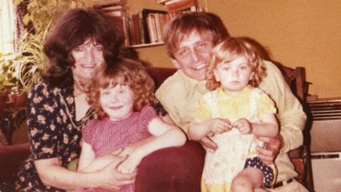 This Man Wrote A Poem For His Late Wife And Put It Under Her Pillow Every Day For 25 Years This Man Wrote A Poem For His Late Wife And Put It Under Her Pillow Every Day For 25 Years