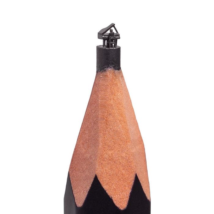 35 Impressive Miniature Sculptures On The Tip Of A Pencil (New Pics) 35 Impressive Miniature Sculptures On The Tip Of A Pencil (New Pics)