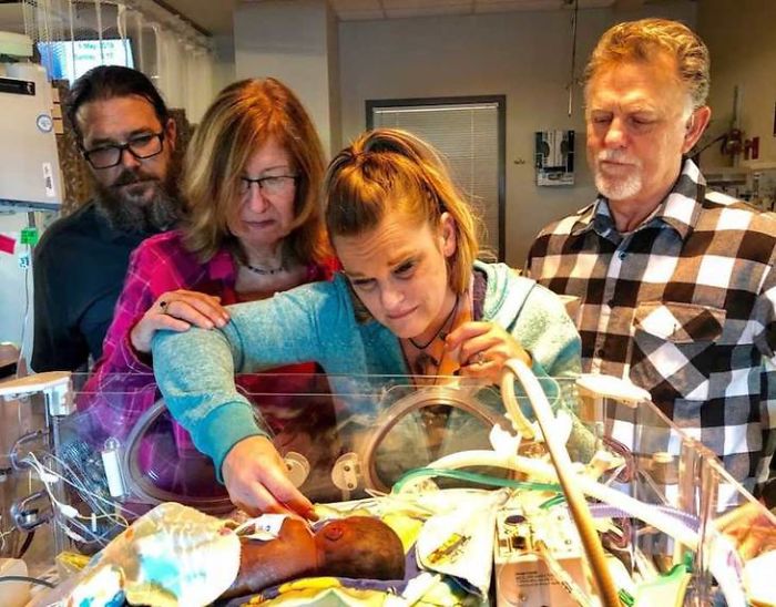 “I Adopted A ‘Perfect’ Micro-Preemie & Was By His Side As He Died 8 Days Later” “I Adopted A ‘Perfect’ Micro-Preemie & Was By His Side As He Died 8 Days Later”