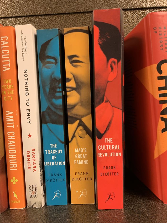 40 Times Book Lovers Got So Triggered By The Things They Saw, They Had To Post Them Online