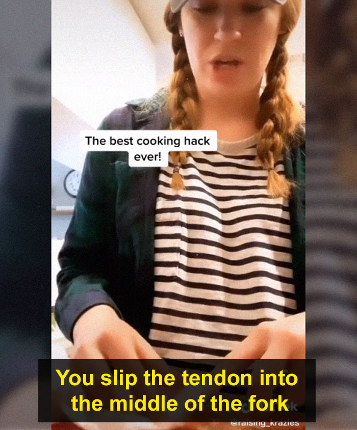 Woman’s Hack For Removing The White Bits From Chicken Breasts Is A Game-Changer Woman’s Hack For Removing The White Bits From Chicken Breasts Is A Game-Changer