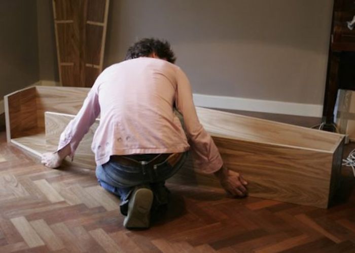 Eco-Responsible Furniture: This Bookshelf Can Be Reassembled Into A Coffin After The Owner’s Death Eco-Responsible Furniture: This Bookshelf Can Be Reassembled Into A Coffin After The Owner’s Death