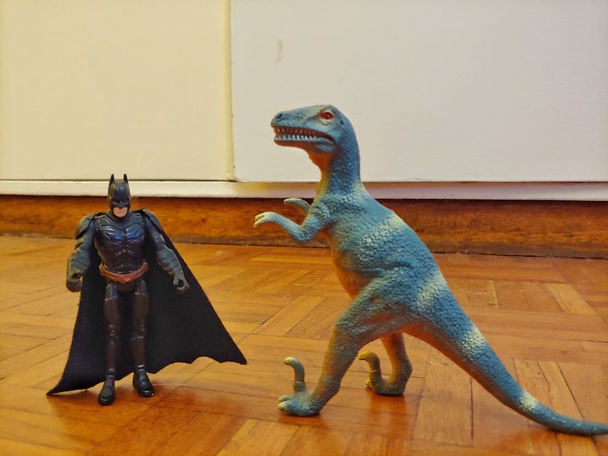 I Post The Everyday Life Of Batman During Self-Isolation (39 Pics) I Post The Everyday Life Of Batman During Self-Isolation (39 Pics)