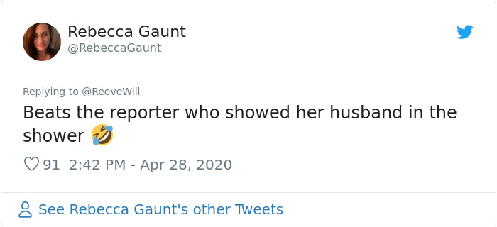 This Reporter Went On Air Wearing Only A Suit Coat And No Pants, Not Realizing Everyone Could See His Legs This Reporter Went On Air Wearing Only A Suit Coat And No Pants, Not Realizing Everyone Could See His Legs