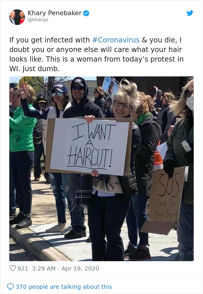 16 Not The Brightest People Who Are Against The Quarantine Holding Some ‘Interesting’ Signs 16 Not The Brightest People Who Are Against The Quarantine Holding Some ‘Interesting’ Signs