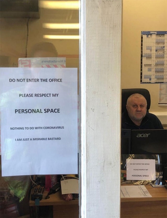 40 Funny Quarantine Signs By People Who Haven’t Lost Their Spirits Yet 40 Funny Quarantine Signs By People Who Haven’t Lost Their Spirits Yet