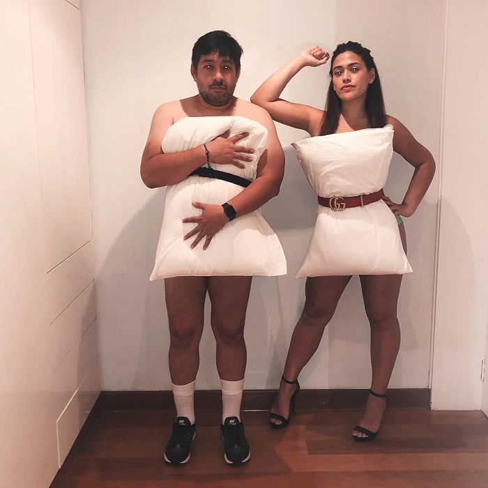 People Are So Bored They Started A Pillow-Wearing Challenge And Here Are The Best Pics (60 Pics) People Are So Bored They Started A Pillow-Wearing Challenge And Here Are The Best Pics (60 Pics)