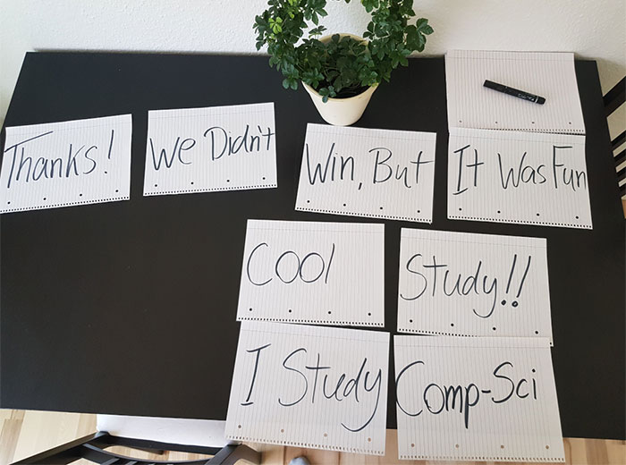 Guy Keeps Accidentally Making Eye Contact With His Neighbor, Finally Decides To Text Him Via Window Guy Keeps Accidentally Making Eye Contact With His Neighbor, Finally Decides To Text Him Via Window