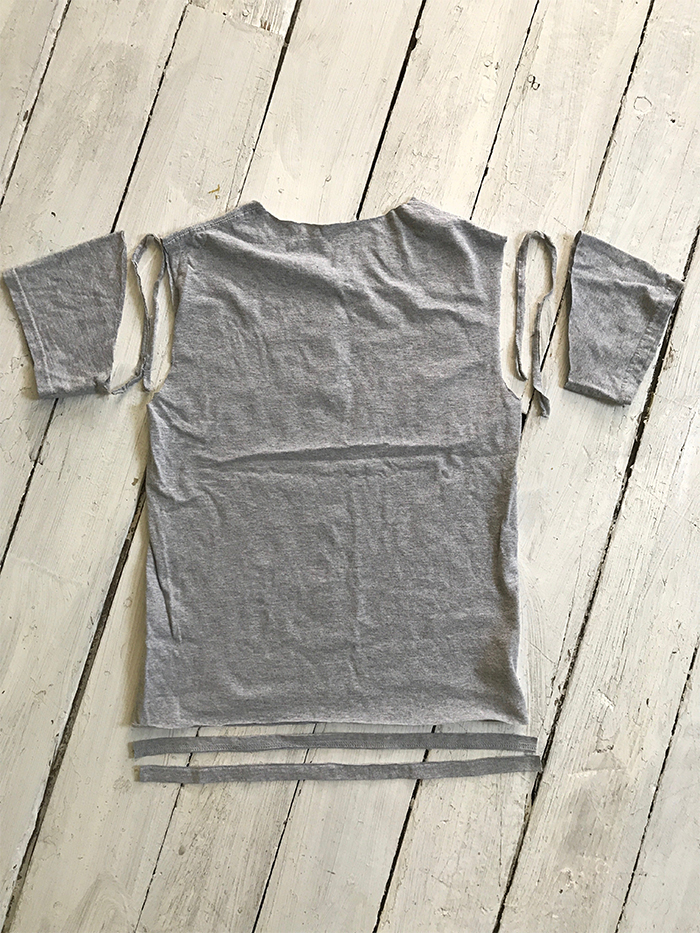 Here&#8217;s A Simple Guide On How To Make A Face Mask From Old T-Shirts Without A Sewing Machine
