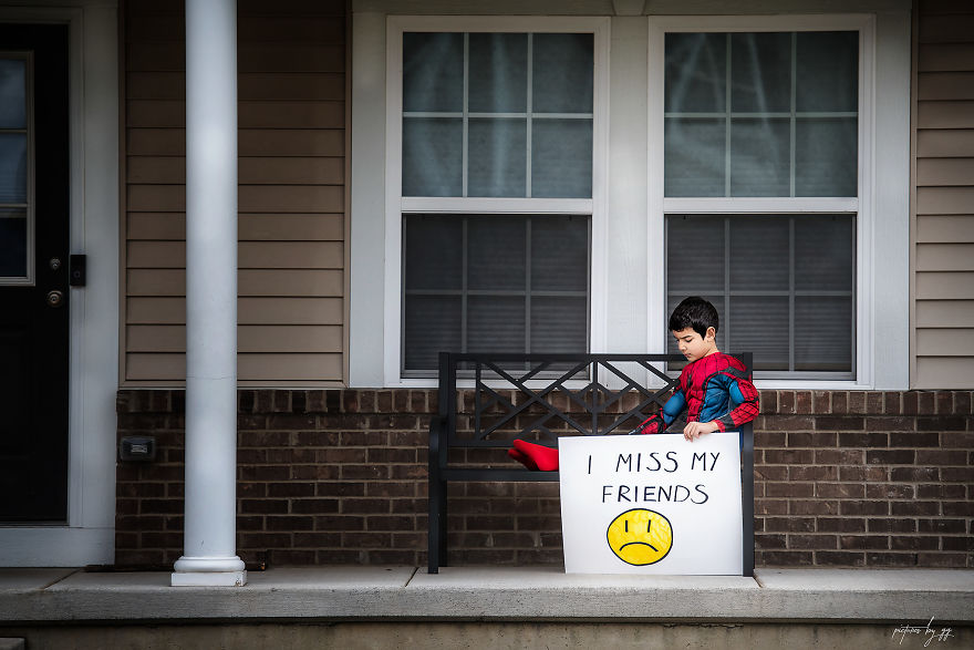 My 20 Pics Of My Neighbors Having Fun In Their Homes During The Coronavirus Pandemic My 20 Pics Of My Neighbors Having Fun In Their Homes During The Coronavirus Pandemic