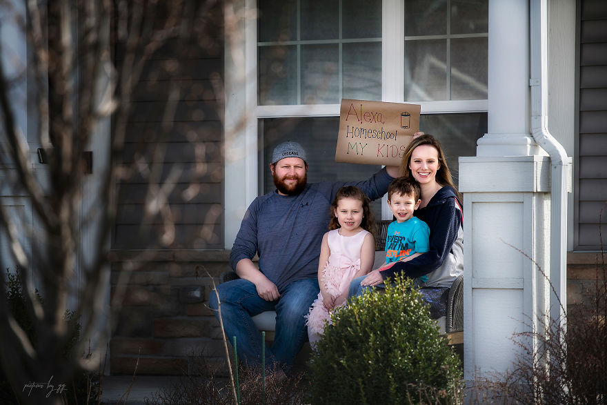My 20 Pics Of My Neighbors Having Fun In Their Homes During The Coronavirus Pandemic My 20 Pics Of My Neighbors Having Fun In Their Homes During The Coronavirus Pandemic