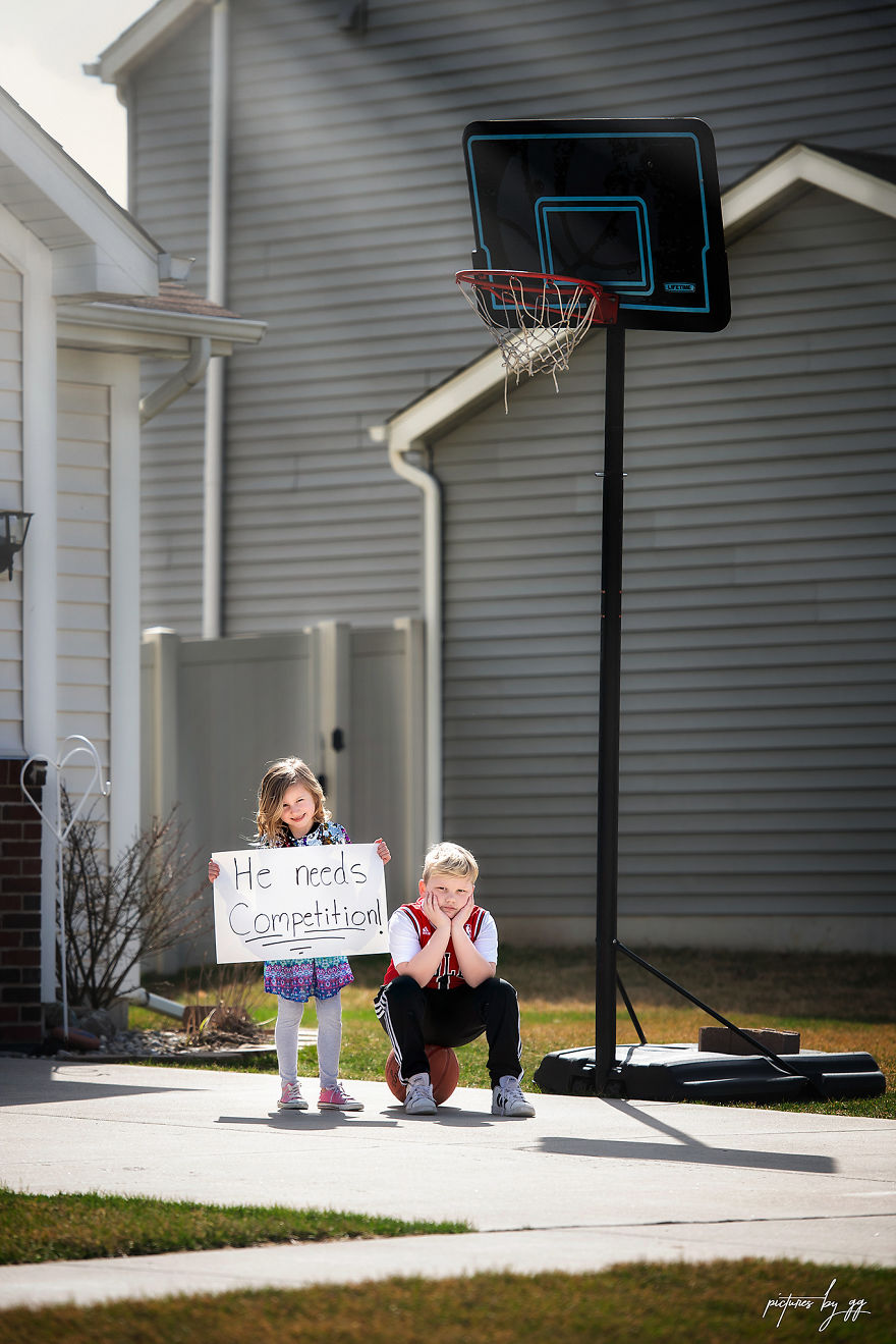 My 20 Pics Of My Neighbors Having Fun In Their Homes During The Coronavirus Pandemic My 20 Pics Of My Neighbors Having Fun In Their Homes During The Coronavirus Pandemic