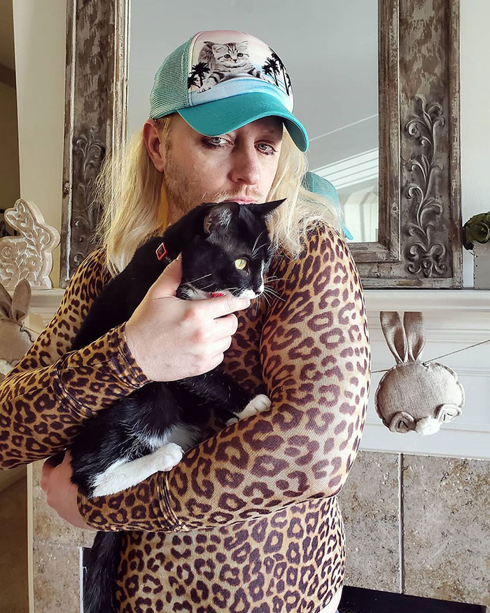 The Tiger King Challenge Is Now A Thing And Here Are 58 Of The Best Attempts At It The Tiger King Challenge Is Now A Thing And Here Are 58 Of The Best Attempts At It