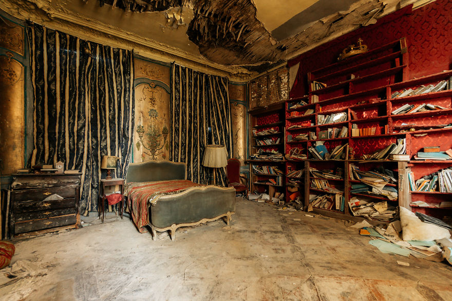 I Explored This Abandoned French Castle Before It Was Burned To The Ground I Explored This Abandoned French Castle Before It Was Burned To The Ground