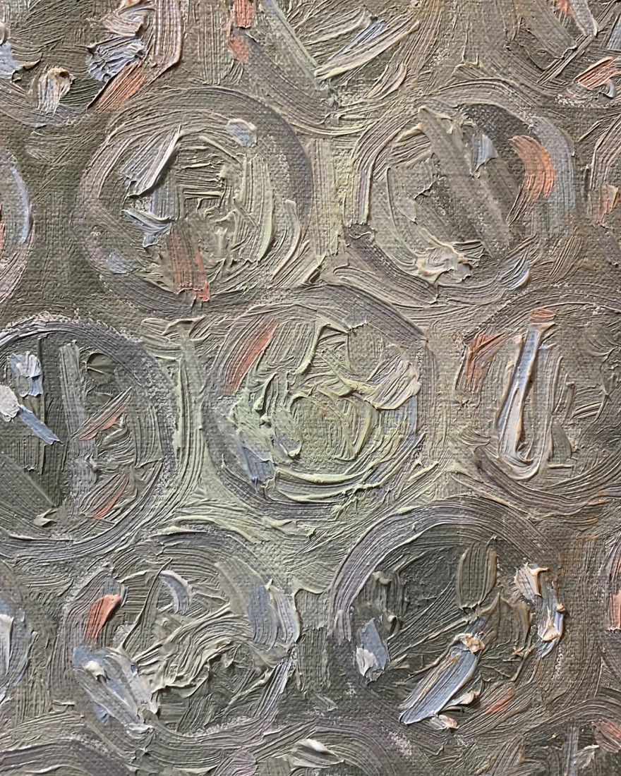 Artist Paints Portraits That Look Like They’re ‘Wrapped’ In Bubble Wrap Artist Paints Portraits That Look Like They’re ‘Wrapped’ In Bubble Wrap