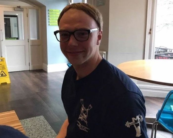 24 Times People Tried To Do Their Own Hair During The Quarantine But It Ended Badly 24 Times People Tried To Do Their Own Hair During The Quarantine But It Ended Badly