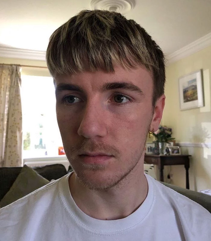 24 Times People Tried To Do Their Own Hair During The Quarantine But It Ended Badly 24 Times People Tried To Do Their Own Hair During The Quarantine But It Ended Badly