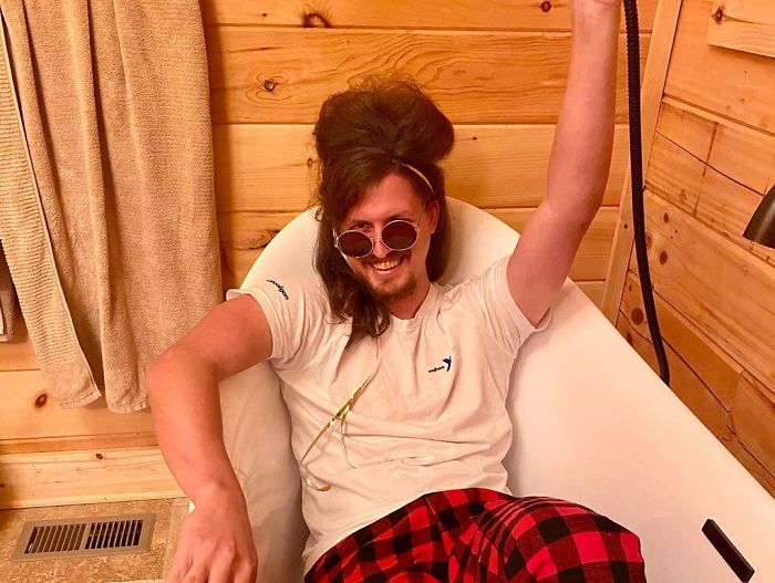 Boyfriend Lets His Quarantined Hairstylist GF Experiment With His Hair And Here’s What She’s Done So Far Boyfriend Lets His Quarantined Hairstylist GF Experiment With His Hair And Here’s What She’s Done So Far