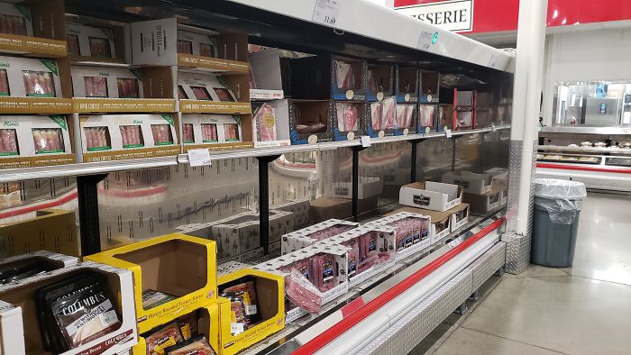 Costco Employee Shows What Store Workers See During The Coronavirus Outbreak