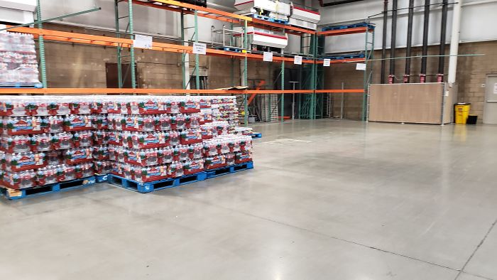 Costco Employee Shows What Store Workers See During The Coronavirus Outbreak