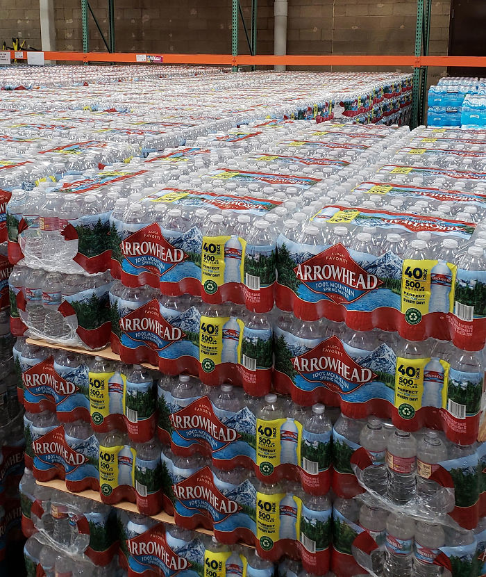 Costco Employee Shows What Store Workers See During The Coronavirus Outbreak