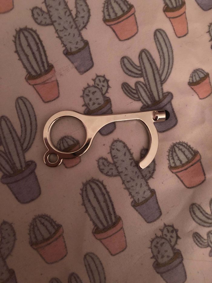 40 Times People Had No Idea What They Were Looking At, But The Internet Knew What It Was Right Away (New Pics) 40 Times People Had No Idea What They Were Looking At, But The Internet Knew What It Was Right Away (New Pics)