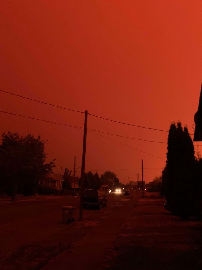 People Are Sharing Pics From The Hell On Earth That Is Happening In The West Coast Right Now (40 Pics) People Are Sharing Pics From The Hell On Earth That Is Happening In The West Coast Right Now (40 Pics)