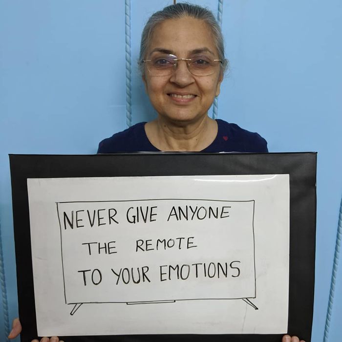 Indian Mom Goes Viral After Son Convinces Her To Put Her Worldly Wisdom On Signs And Share It On IG (30 Pics)