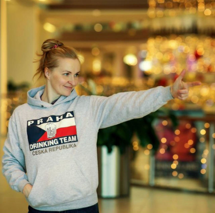 Person Asks People Over 40 To Share Their Pics To Show Aging Is Not That Scary (30 Pics)