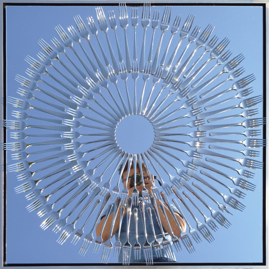 I Make Circles Out Of Cutlery And LED Lighting To Produce These 36 Spectacular Images I Make Circles Out Of Cutlery And LED Lighting To Produce These 36 Spectacular Images