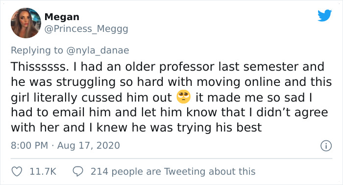 People Are Reminding Students To Stay Away From Snide Remarks About Older Teachers Struggling With Technology In This Wholesome Thread