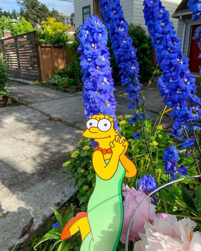 Artist From Seattle Uses Paper Cutouts To Lighten Up The Streets (60 Pics) Artist From Seattle Uses Paper Cutouts To Lighten Up The Streets (60 Pics)