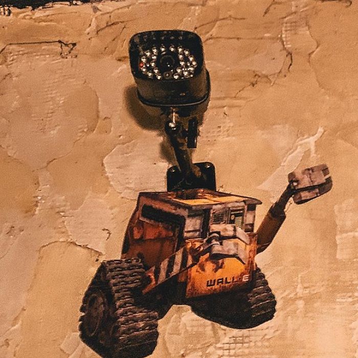 Artist From Seattle Uses Paper Cutouts To Lighten Up The Streets (60 Pics) Artist From Seattle Uses Paper Cutouts To Lighten Up The Streets (60 Pics)