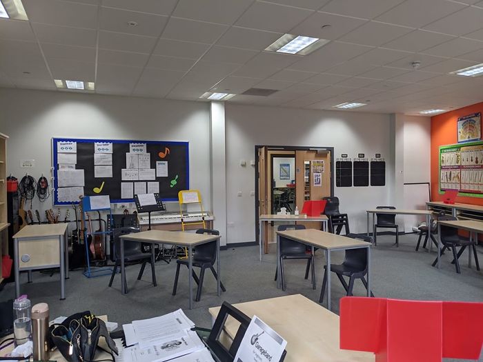 32 Photos Of In-Person Learning And Not Only Teachers Should See It 32 Photos Of In-Person Learning And Not Only Teachers Should See It