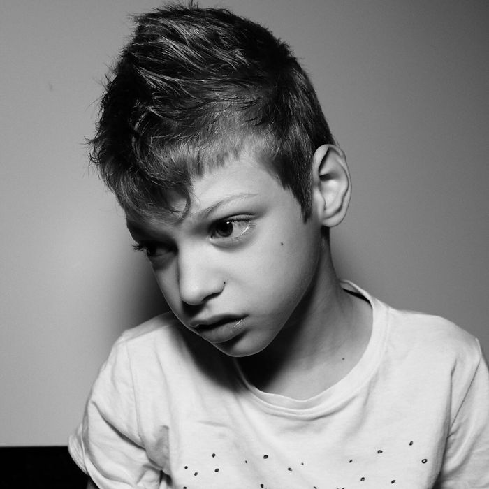 Ukrainian Photo Project Highlights The Discrimination That People Face From Different Walks Of Life (23 Pics)