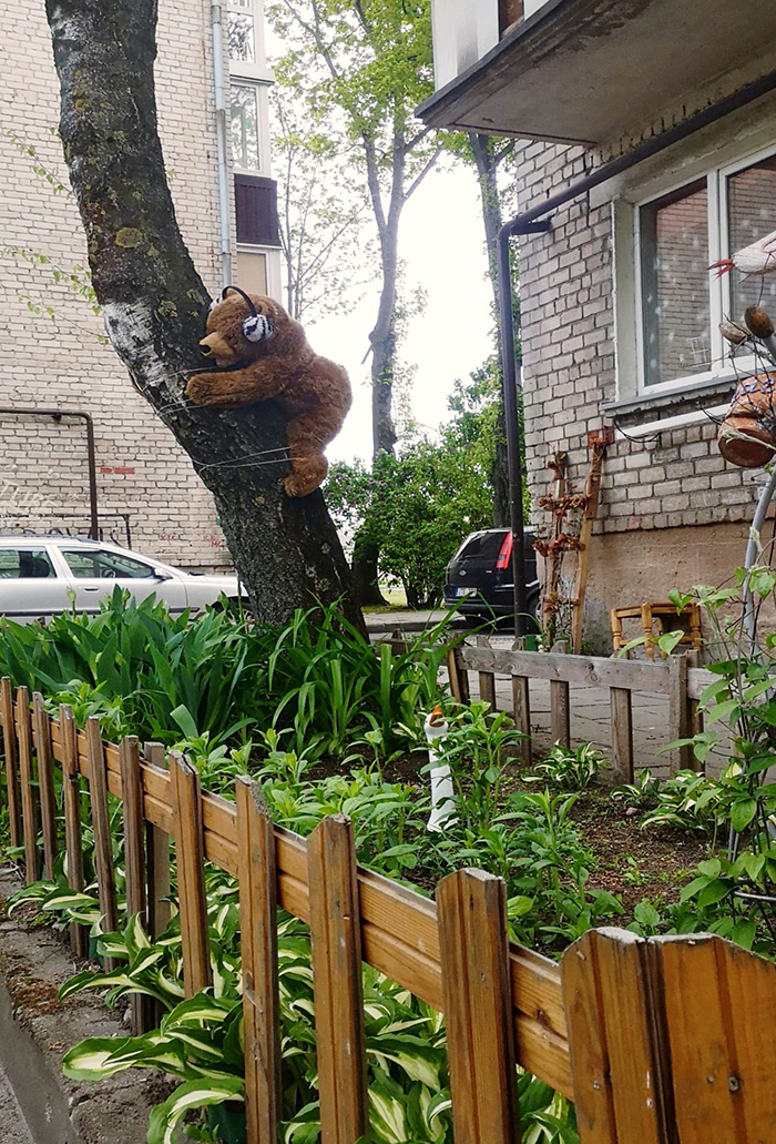 From Amazing To Downright Scary, These 30 Design Decisions In Soviet Apartment Buildings In Lithuania Are Far From Boring From Amazing To Downright Scary, These 30 Design Decisions In Soviet Apartment Buildings In Lithuania Are Far From Boring