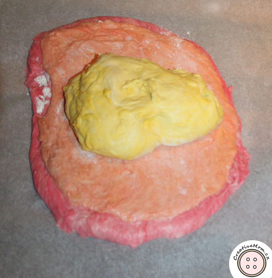 Our Breakfasts Are So Colorful With This Rainbow Bread