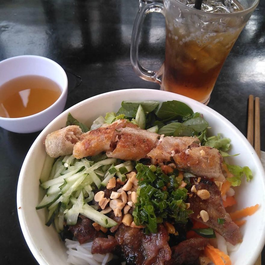 I Changed All Of My Travel Plans And Stayed In Danang, Vietnam For Six Weeks Instead Of Six Days I Changed All Of My Travel Plans And Stayed In Danang, Vietnam For Six Weeks Instead Of Six Days