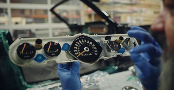 Jason Momoa Restores His Wife’s 1965 Mustang, Her First Car When She Was 17