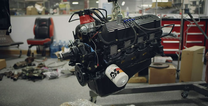 Jason Momoa Restores His Wife’s 1965 Mustang, Her First Car When She Was 17