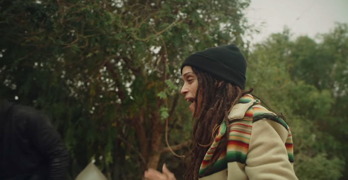 Jason Momoa Restores His Wife’s 1965 Mustang, Her First Car When She Was 17