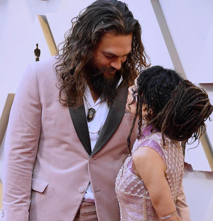Jason Momoa Restores His Wife’s 1965 Mustang, Her First Car When She Was 17