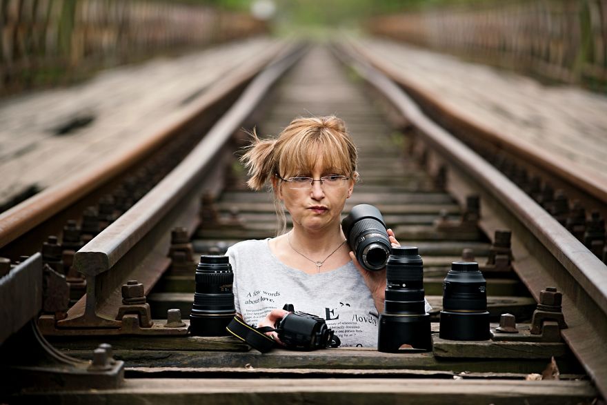 Our 28 Photos Beg Tom Cruise To Not Blow Up Our Beloved Bridge