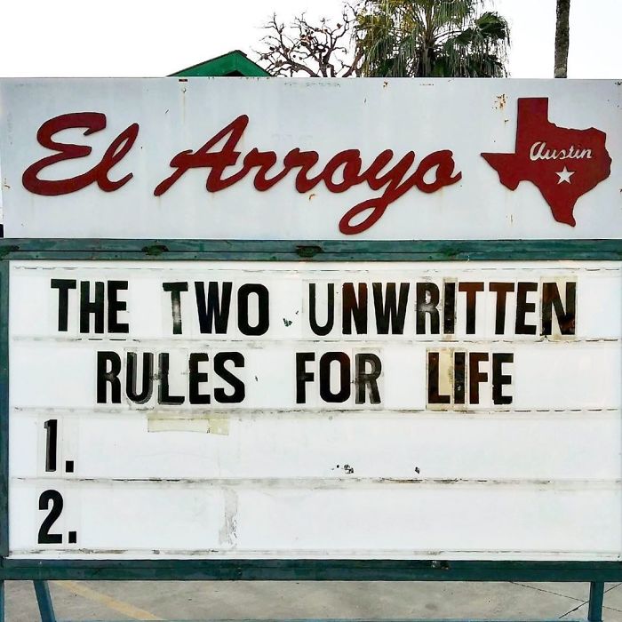 This Restaurant Is Winning The Funny Sign Game This Restaurant Is Winning The Funny Sign Game