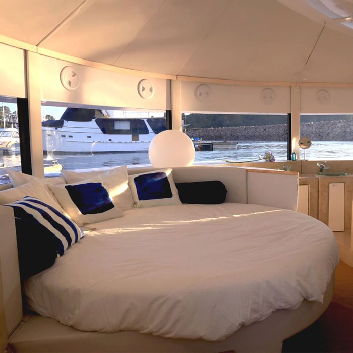 This Floating Pod Is A Certified Boat With Accommodation Inside That Can Be Used For Sailing This Floating Pod Is A Certified Boat With Accommodation Inside That Can Be Used For Sailing