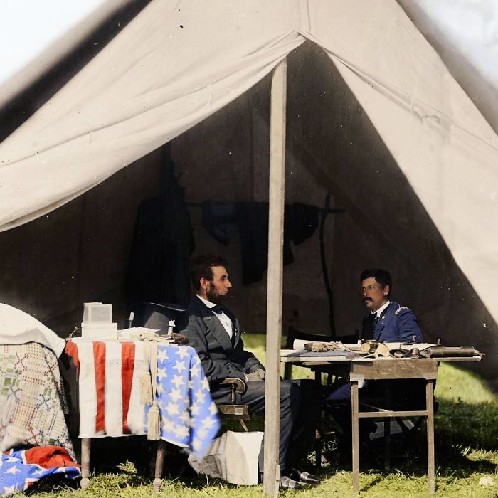 Artist Colorizes 40 Old Photos, And It Might Change The Way You Perceive History Artist Colorizes 40 Old Photos, And It Might Change The Way You Perceive History