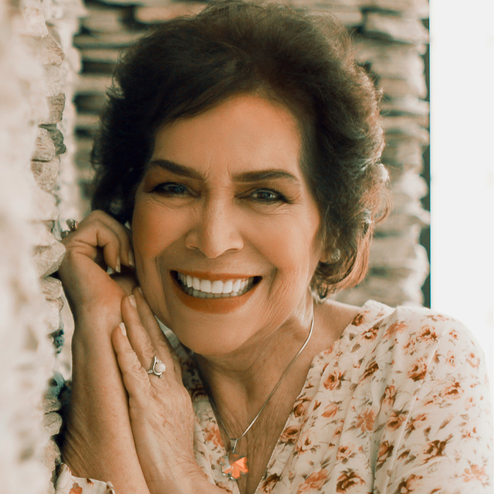 30 Answers To ‘What’s Classy If You’re Rich But Trashy If You’re Poor’ 30 Answers To ‘What’s Classy If You’re Rich But Trashy If You’re Poor’