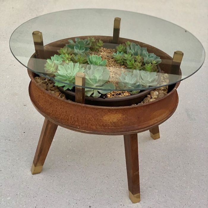 31 Times People Made Their Home Greener By Turning Tables Into Succulent Gardens 31 Times People Made Their Home Greener By Turning Tables Into Succulent Gardens